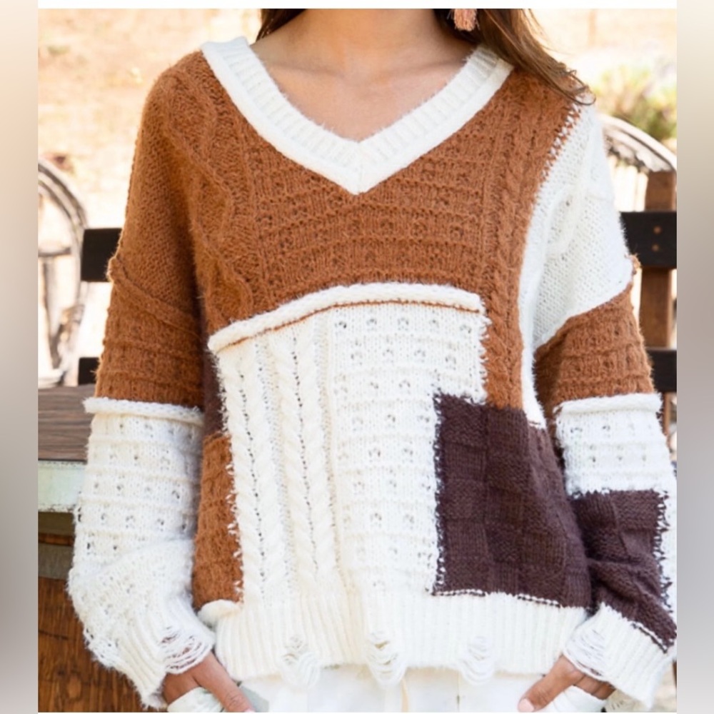 POL Ivory/Chocolate Colorblock Sweater